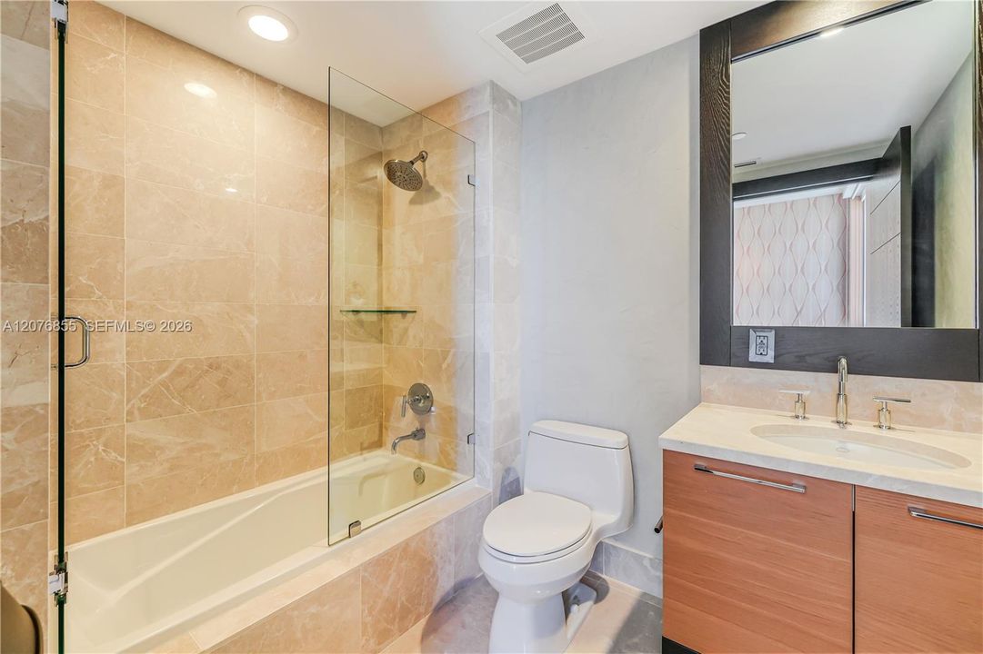 En Renta: $15,000 (4 camas, 4 baños, 2394 Pies cuadrados)