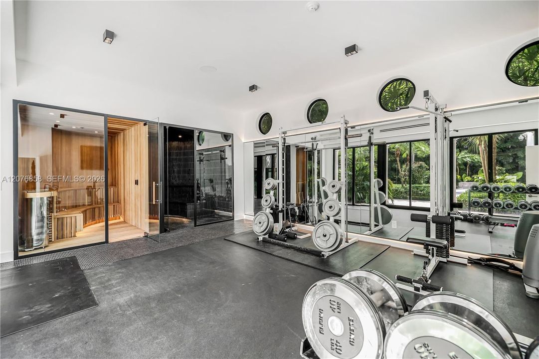 For Rent: $39,500 (5 beds, 5 baths, 5344 Square Feet)