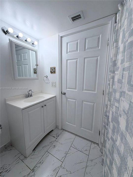 En Renta: $2,600 (2 camas, 2 baños, 1126 Pies cuadrados)
