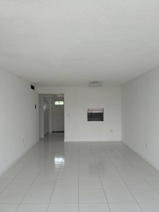 living area 2-s
