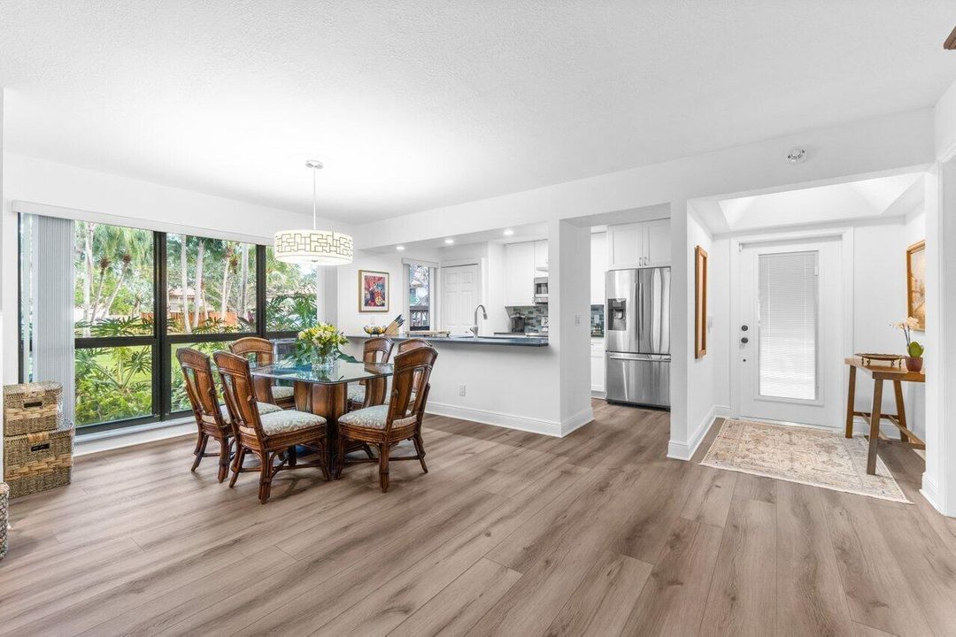 016-401BrackenWoodLaneSouth-PalmBeachGar