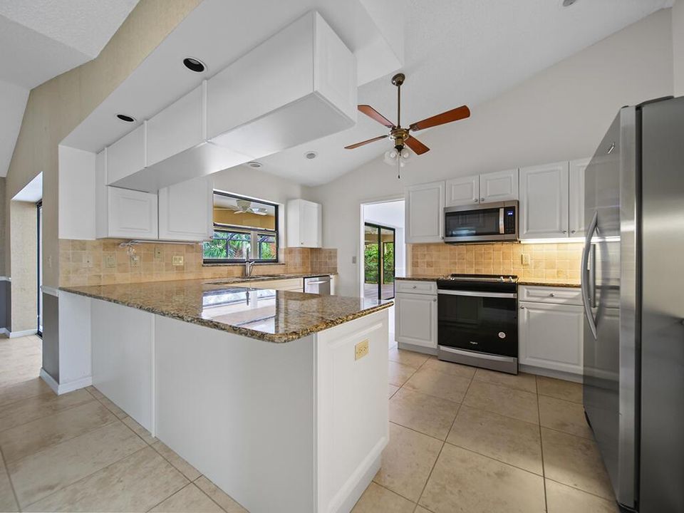 kitchen2