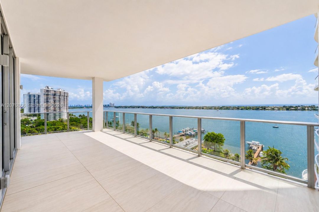 En Venta: $3,795,000 (3 camas, 3 baños, 1786 Pies cuadrados)