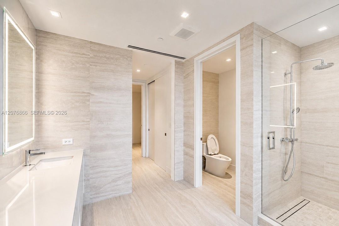 En Venta: $3,795,000 (3 camas, 3 baños, 1786 Pies cuadrados)