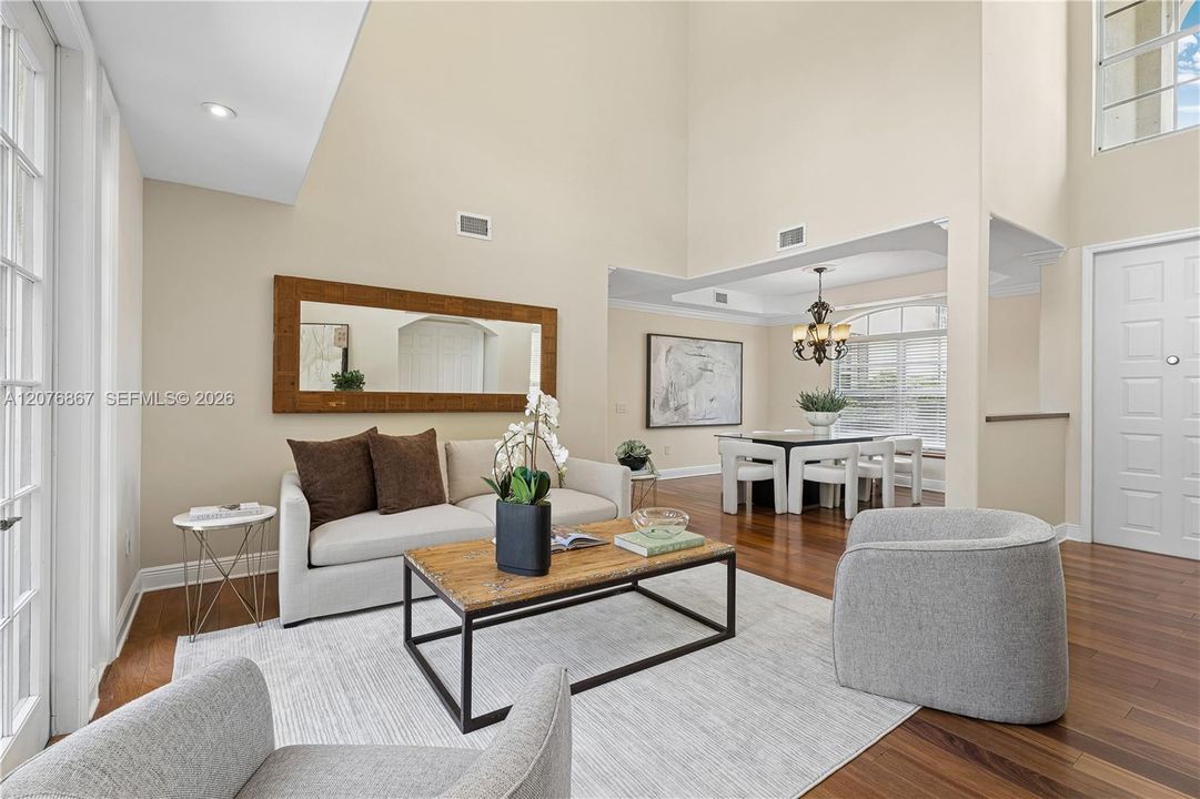 For Sale: $1,979,000 (6 beds, 4 baths, 3971 Square Feet)