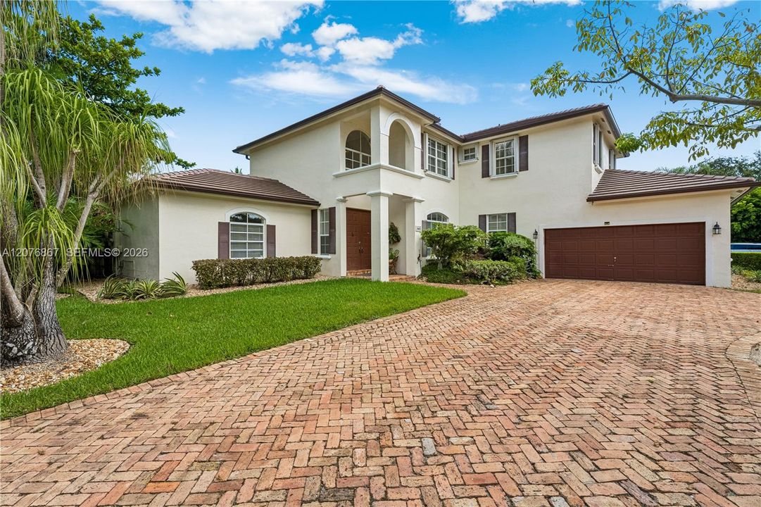 For Sale: $1,979,000 (6 beds, 4 baths, 3971 Square Feet)