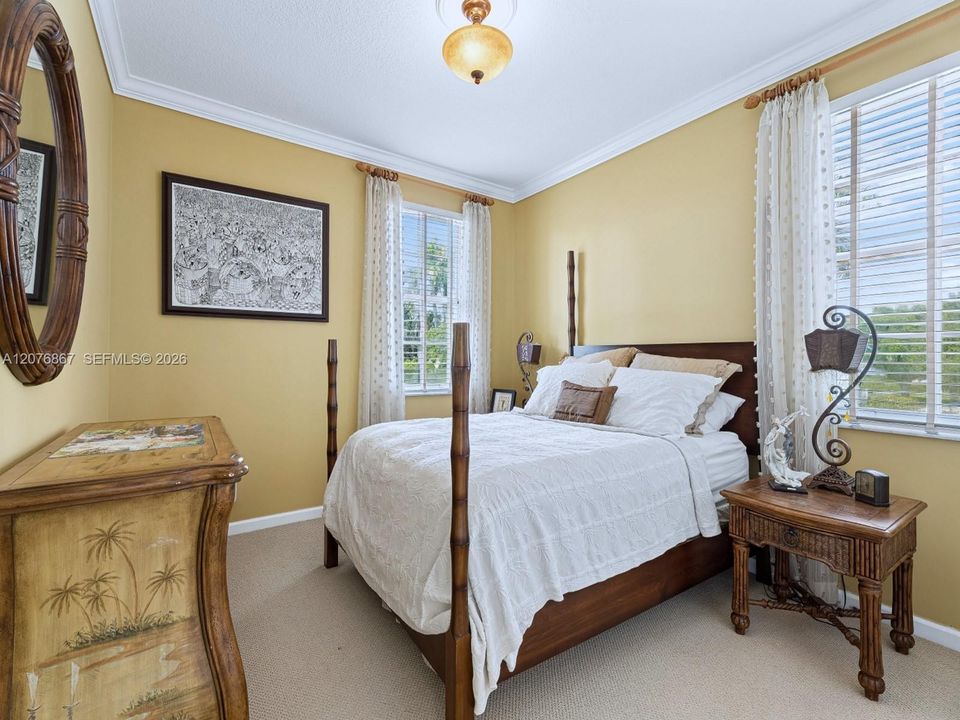 For Sale: $1,979,000 (6 beds, 4 baths, 3971 Square Feet)