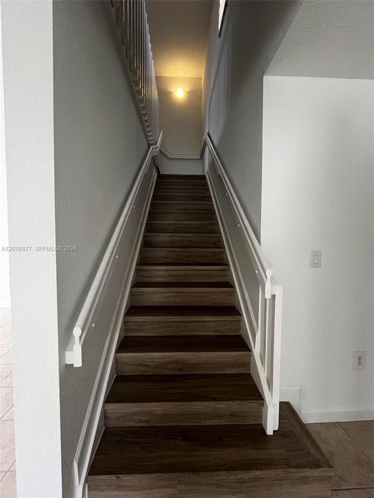 En Renta: $3,900 (4 camas, 3 baños, 2060 Pies cuadrados)