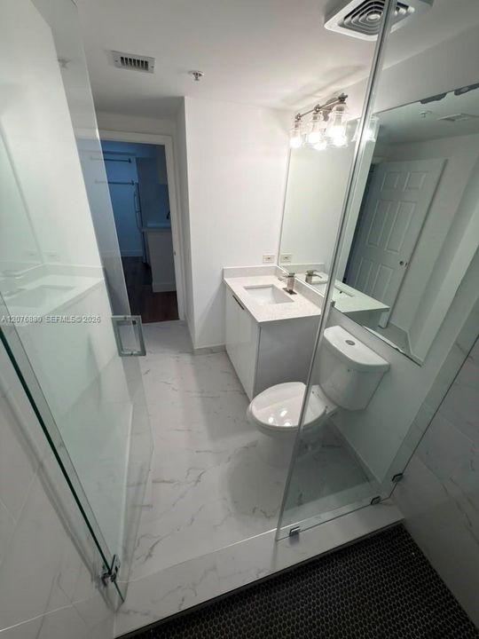 For Rent: $2,395 (1 beds, 1 baths, 673 Square Feet)