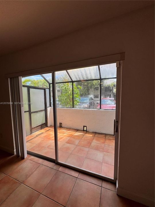 Recently Rented: $1,850 (1 beds, 1 baths, 854 Square Feet)