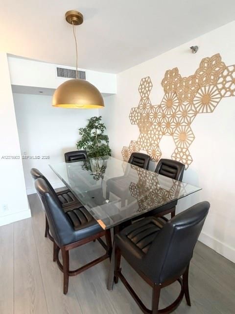 For Sale: $589,000 (3 beds, 3 baths, 1446 Square Feet)