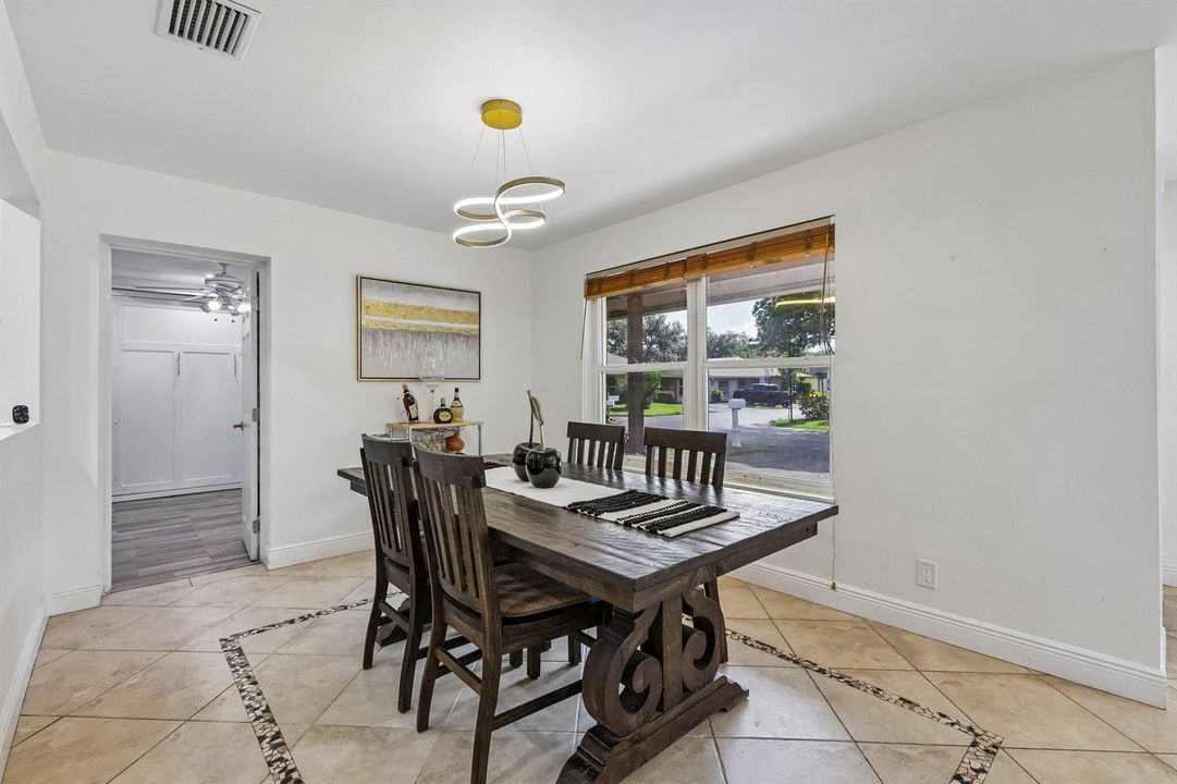 15-web-or-mls-SW 72nd Ave-S2208-015