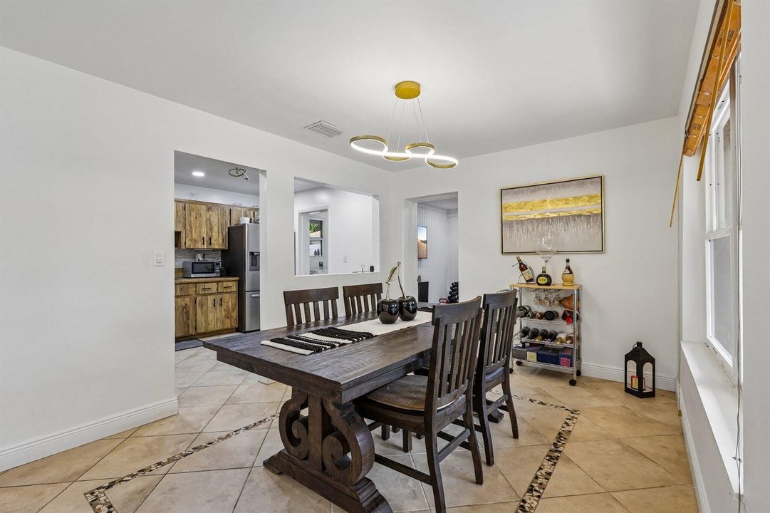 13-web-or-mls-SW 72nd Ave-S2208-013