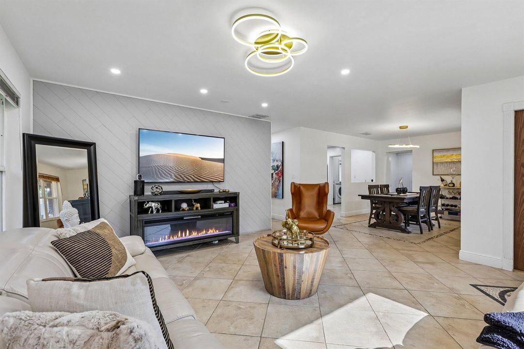 11-web-or-mls-SW 72nd Ave-S2208-011