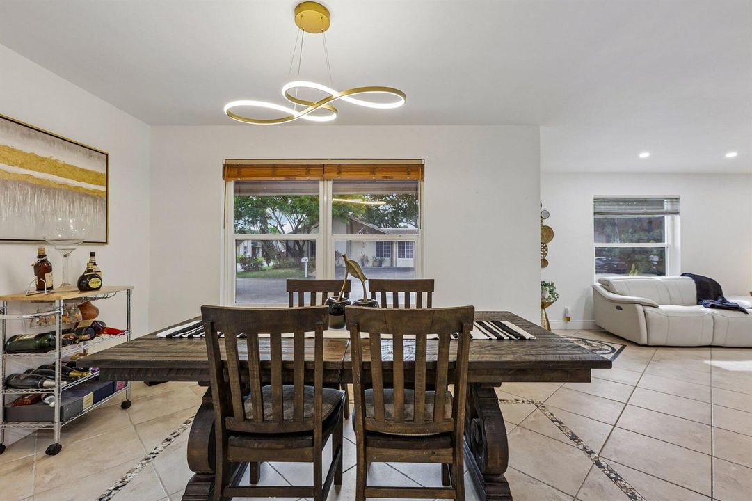 16-web-or-mls-SW 72nd Ave-S2208-016