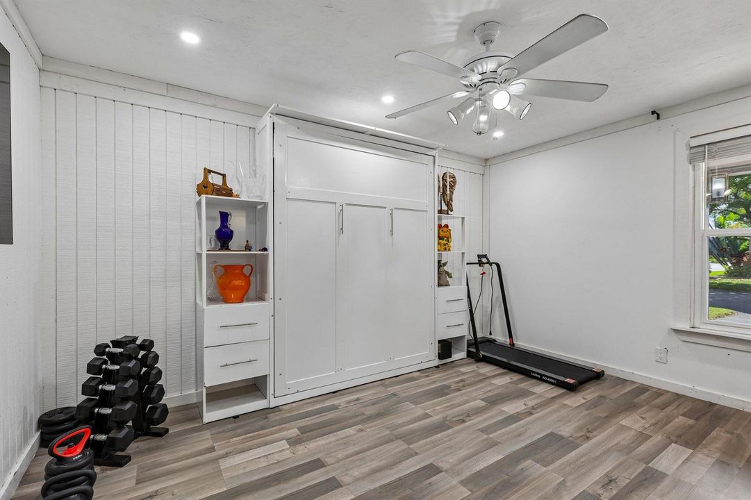 38-web-or-mls-SW 72nd Ave-S2208-038