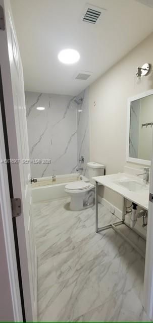 For Rent: $2,250 (2 beds, 2 baths, 1094 Square Feet)