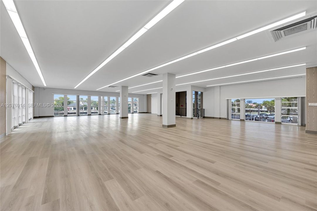 For Rent: $2,500 (2 beds, 2 baths, 924 Square Feet)