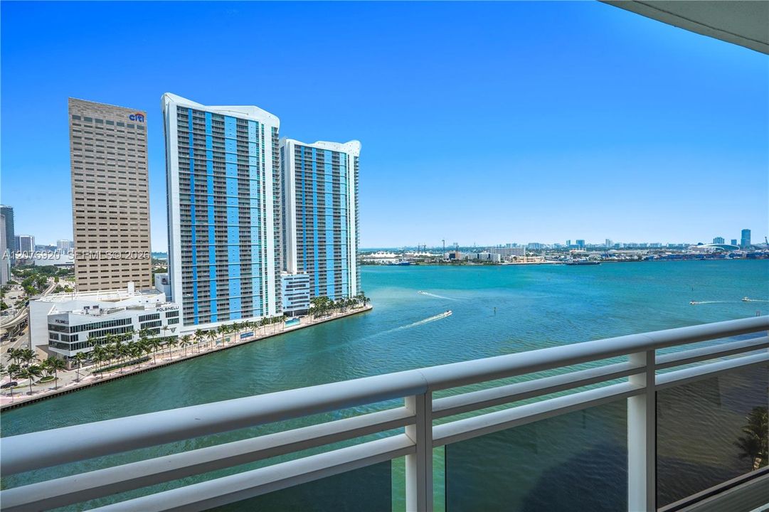 For Sale: $1,995,000 (2 beds, 2 baths, 1784 Square Feet)