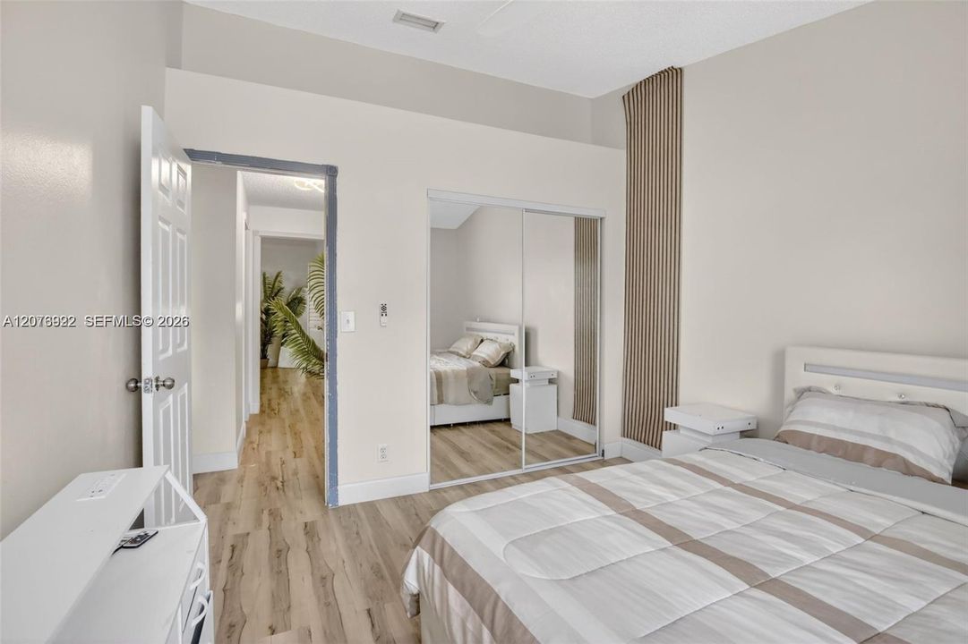 En Venta: $450,000 (3 camas, 2 baños, 1596 Pies cuadrados)