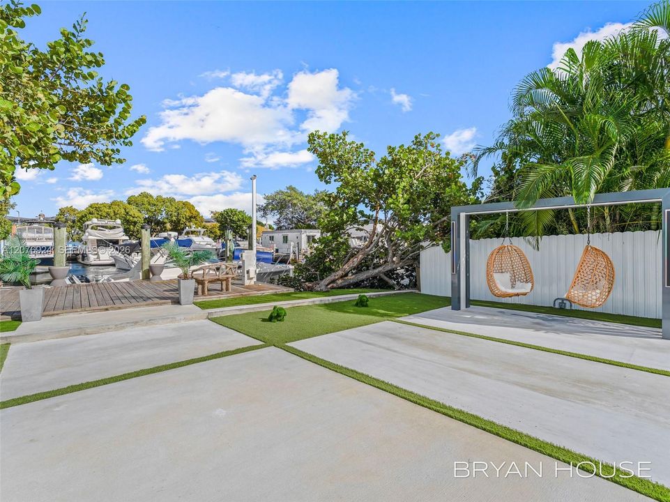 En Venta: $1,790,900 (4 camas, 2 baños, 1379 Pies cuadrados)