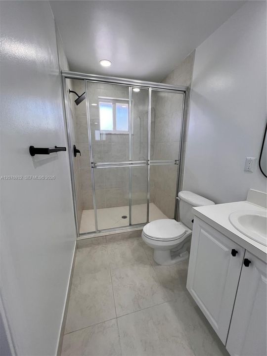 В аренду: $2,995 (3 спален, 2 ванн, 1250 Квадратных фут)