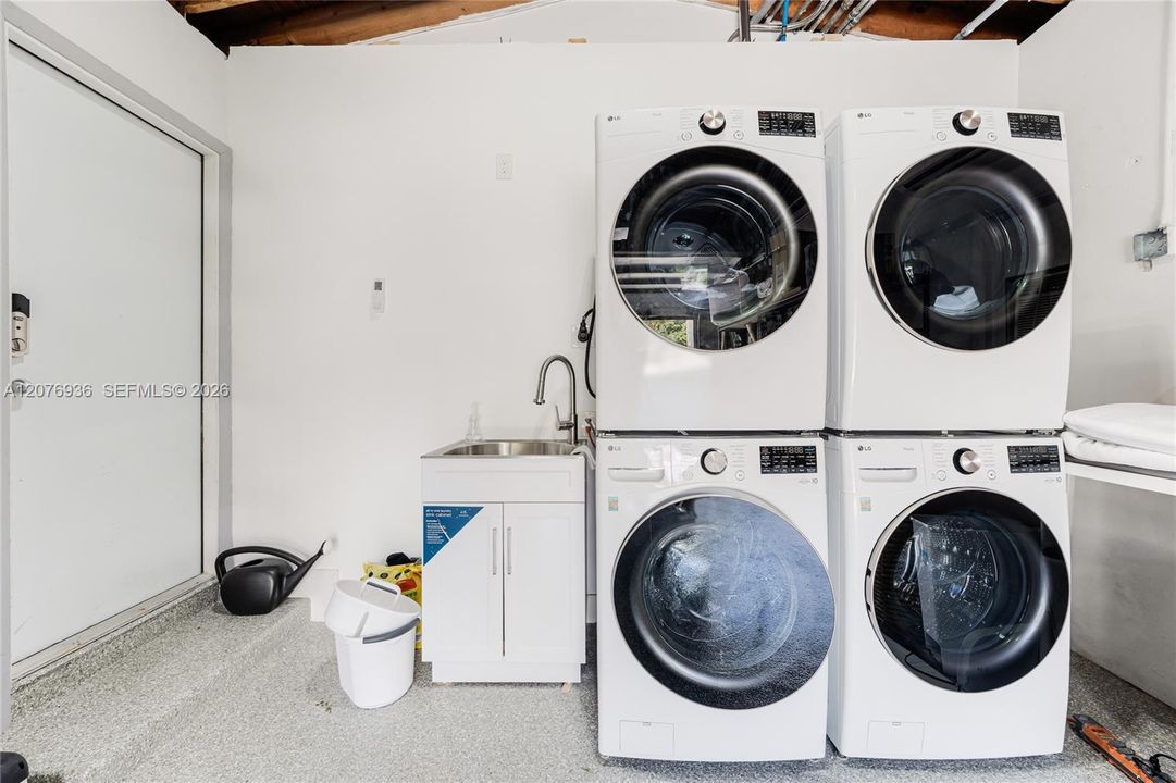 For Rent: $14,500 (3 beds, 2 baths, 2326 Square Feet)