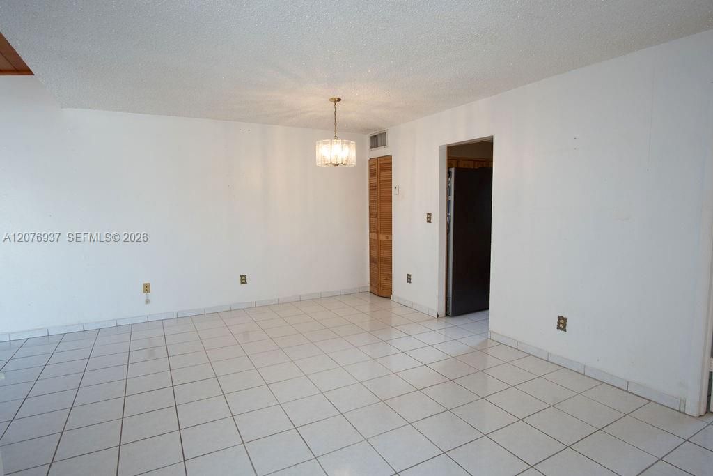 For Sale: $480,000 (3 beds, 2 baths, 1378 Square Feet)