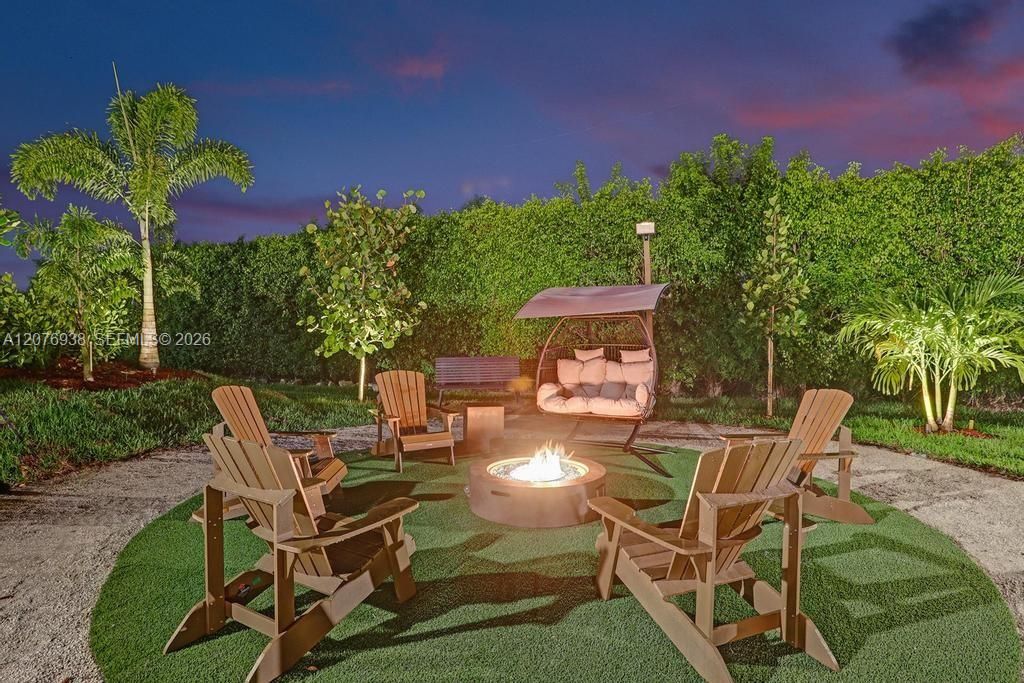 For Sale: $2,600,000 (8 beds, 5 baths, 5193 Square Feet)