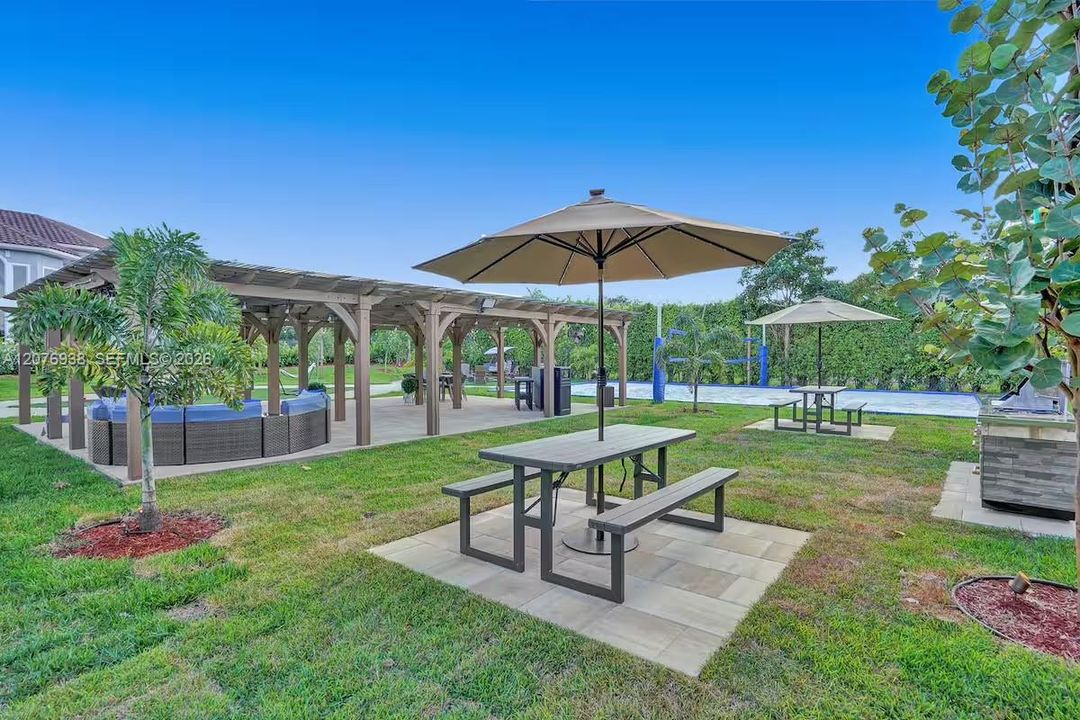 For Sale: $2,600,000 (8 beds, 5 baths, 5193 Square Feet)