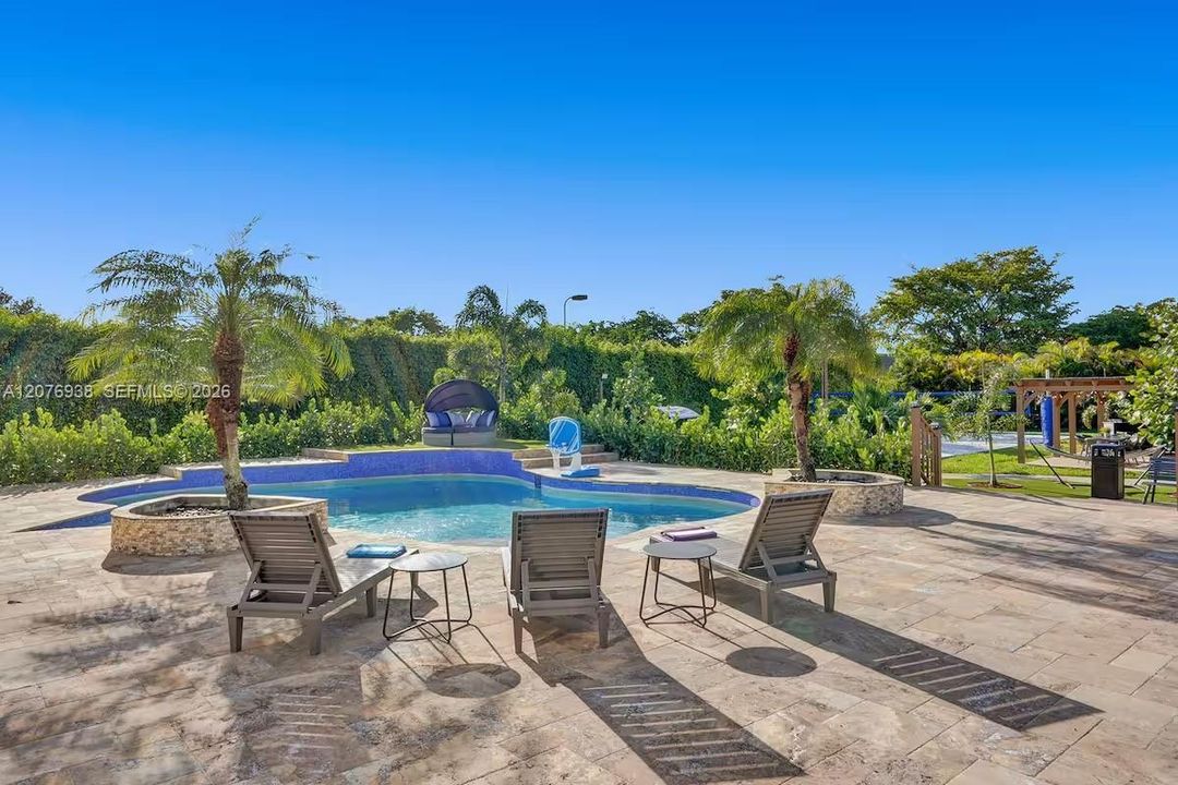 For Sale: $2,600,000 (8 beds, 5 baths, 5193 Square Feet)