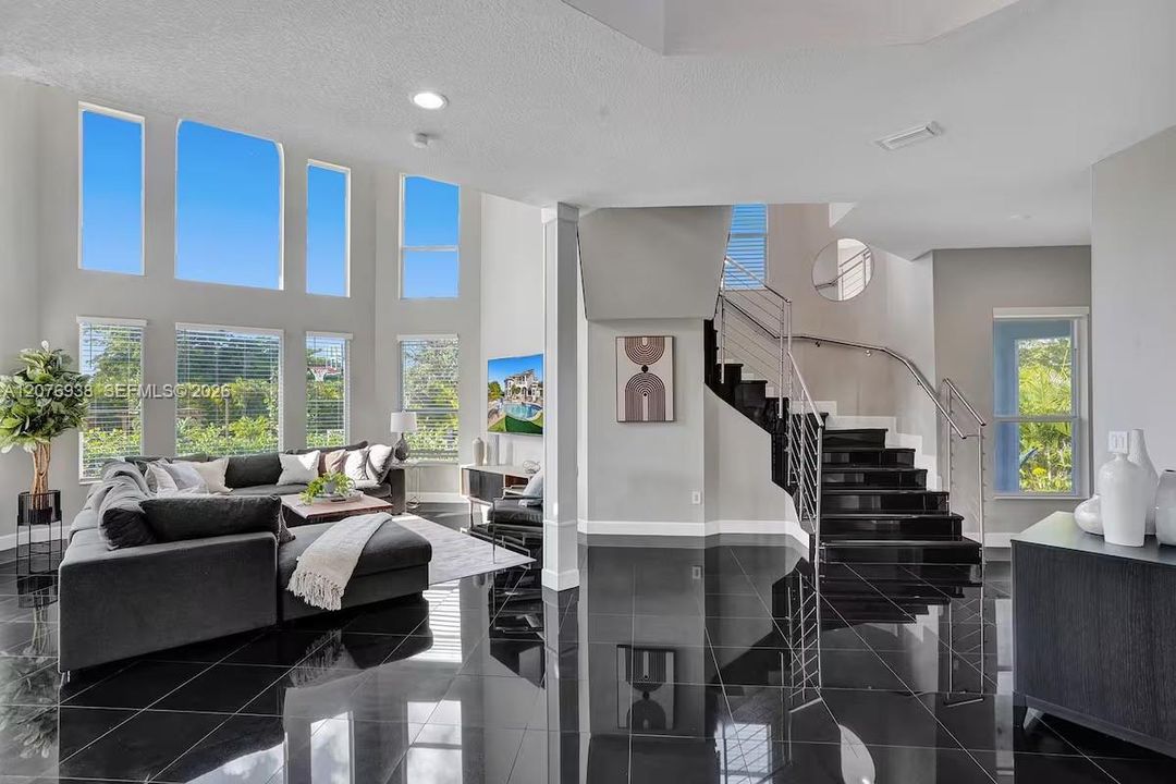 For Sale: $2,600,000 (8 beds, 5 baths, 5193 Square Feet)