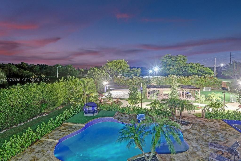 For Sale: $2,600,000 (8 beds, 5 baths, 5193 Square Feet)