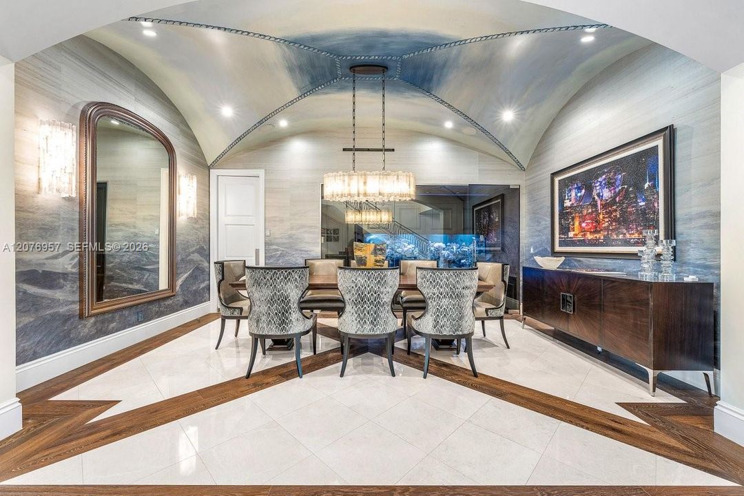 For Sale: $13,700,000 (5 beds, 7 baths, 7398 Square Feet)