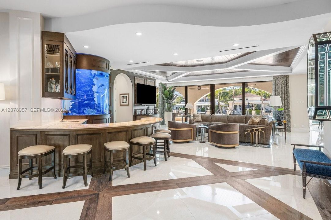 For Sale: $13,700,000 (5 beds, 7 baths, 7398 Square Feet)
