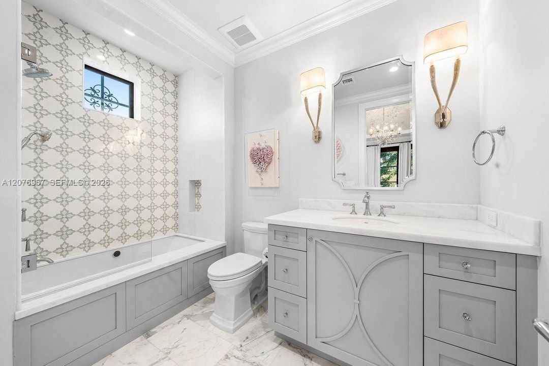 For Sale: $13,700,000 (5 beds, 7 baths, 7398 Square Feet)