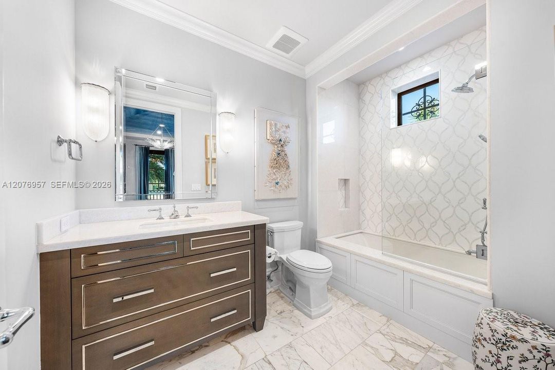 For Sale: $13,700,000 (5 beds, 7 baths, 7398 Square Feet)