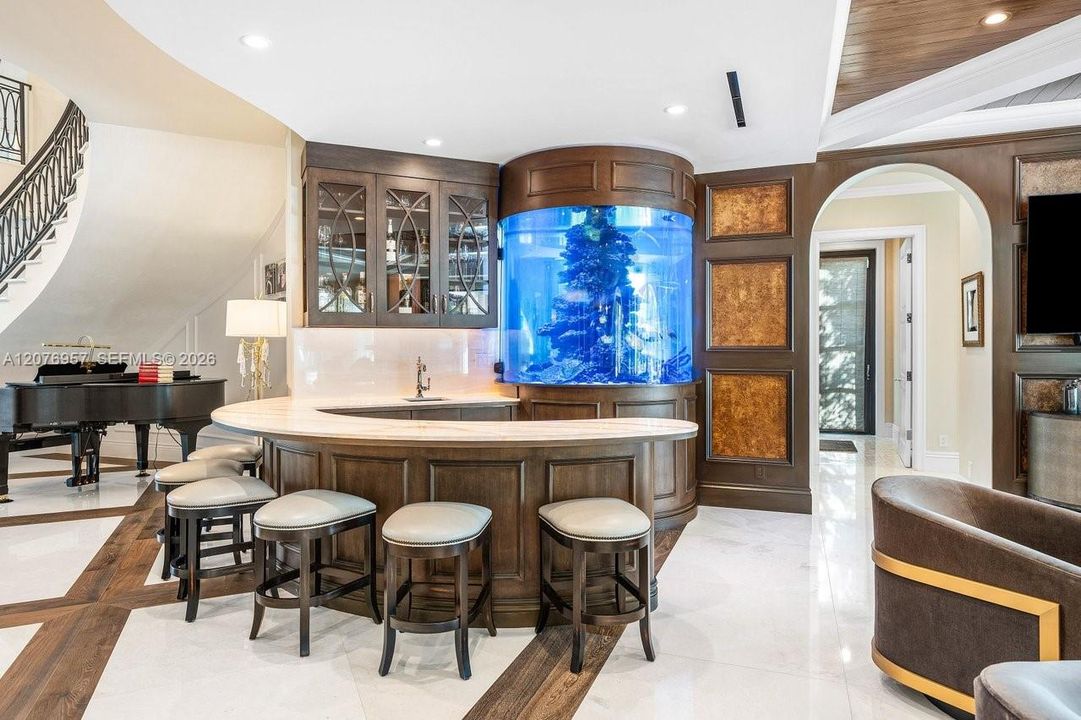For Sale: $13,700,000 (5 beds, 7 baths, 7398 Square Feet)