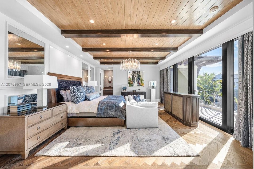 For Sale: $13,700,000 (5 beds, 7 baths, 7398 Square Feet)