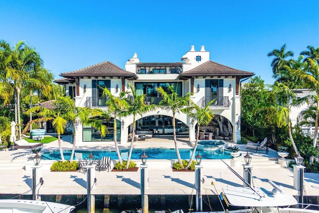 For Sale: $13,700,000 (5 beds, 7 baths, 7398 Square Feet)
