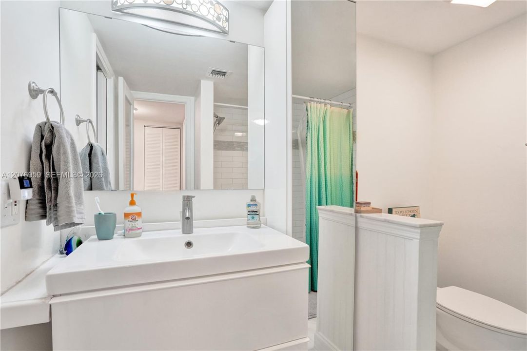 New Modern Bath