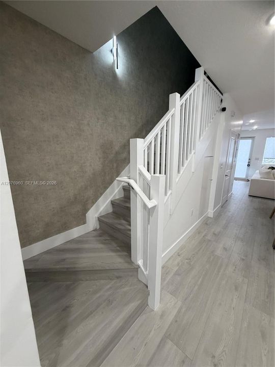 En Venta: $525,000 (3 camas, 2 baños, 1315 Pies cuadrados)