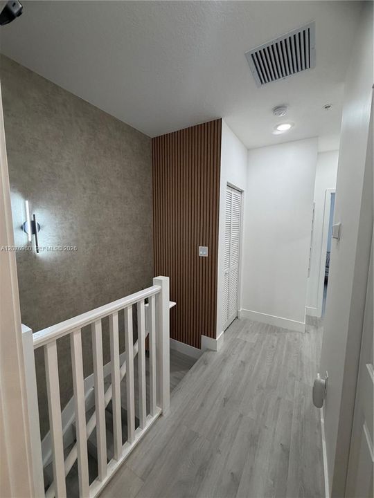 En Venta: $525,000 (3 camas, 2 baños, 1315 Pies cuadrados)