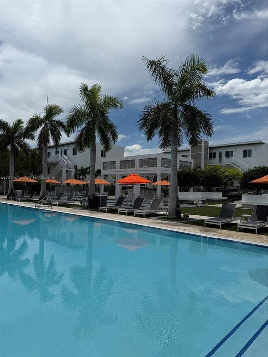 Activo con contrato: $525,000 (3 camas, 2 baños, 1315 Pies cuadrados)