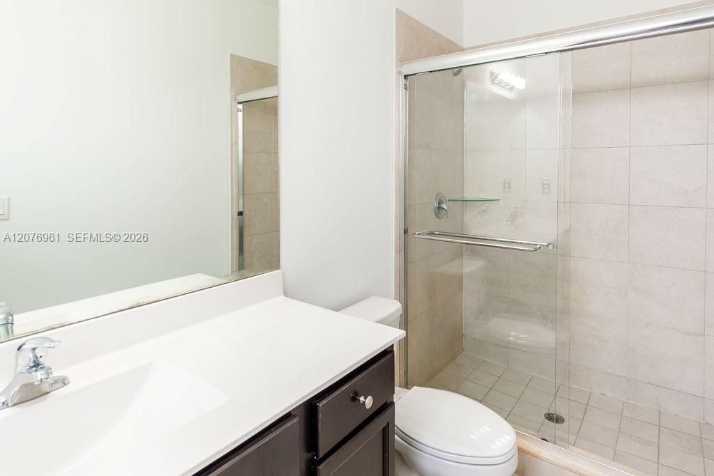 For Sale: $435,000 (3 beds, 2 baths, 1649 Square Feet)