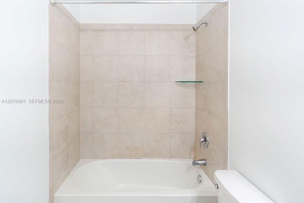 For Sale: $435,000 (3 beds, 2 baths, 1649 Square Feet)