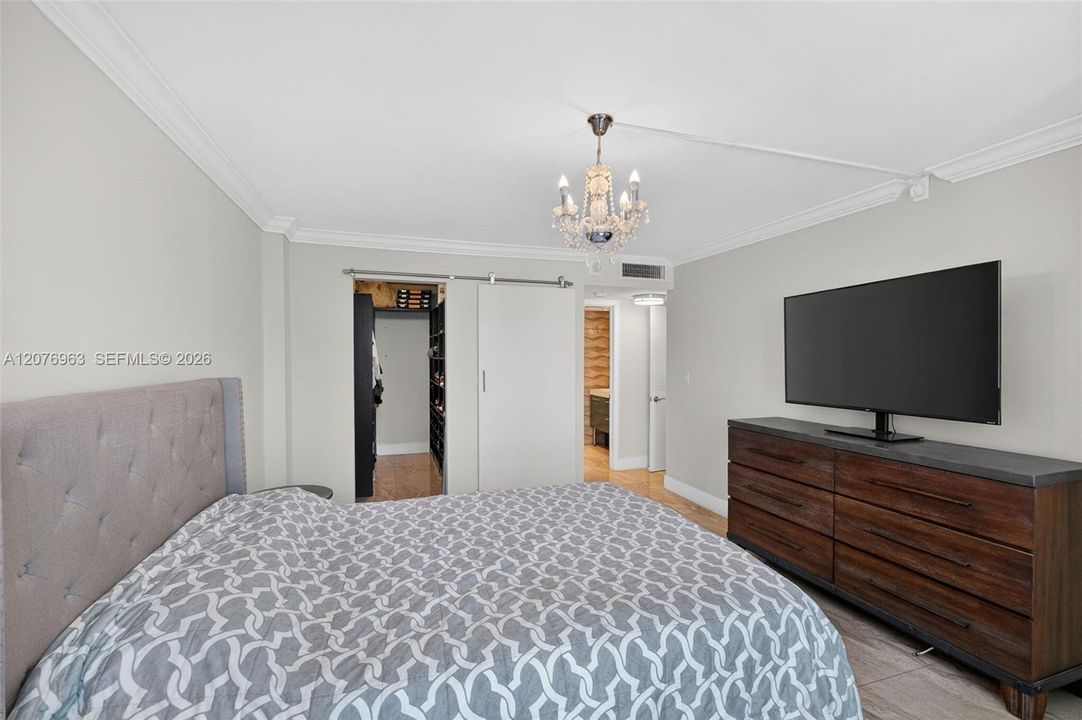 En Venta: $595,000 (2 camas, 1 baños, 1122 Pies cuadrados)