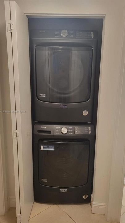En Renta: $2,250 (1 camas, 1 baños, 845 Pies cuadrados)