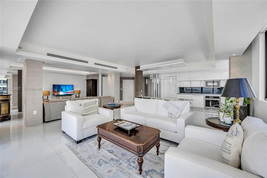 For Sale: $1,475,000 (3 beds, 2 baths, 1550 Square Feet)