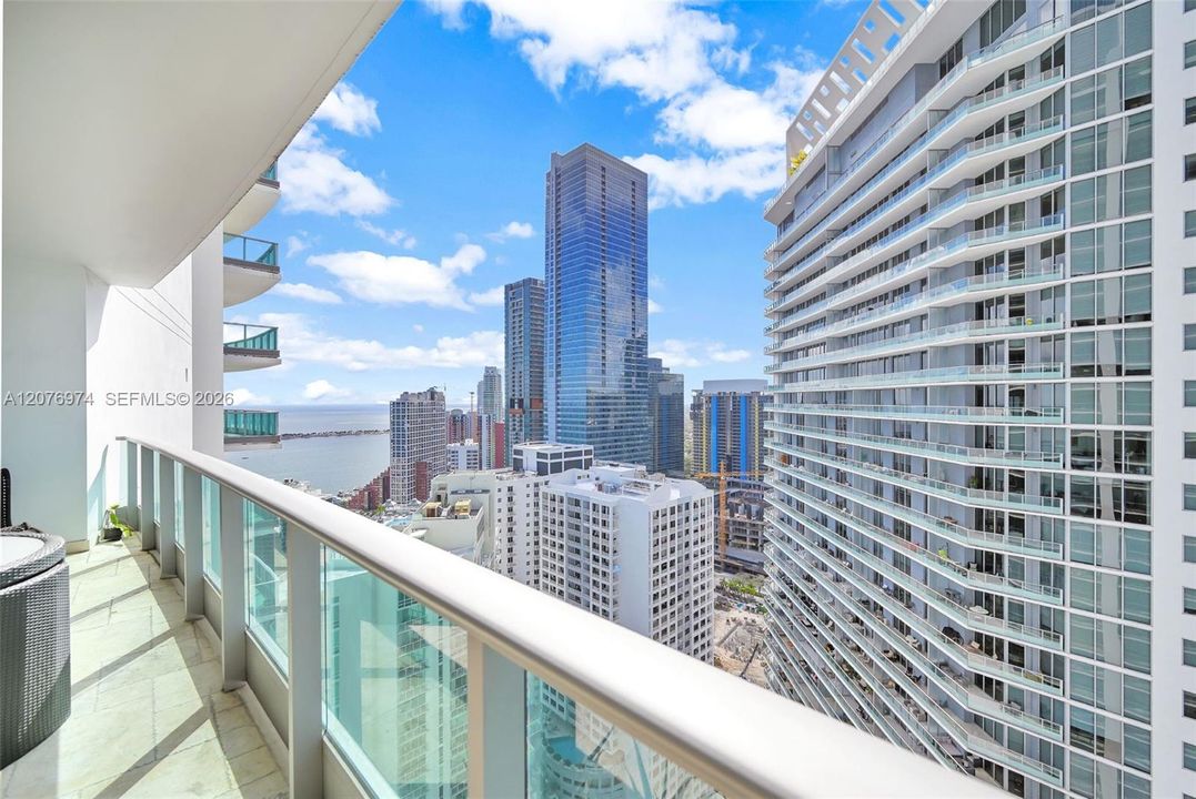 For Sale: $2,375,000 (3 beds, 3 baths, 2130 Square Feet)